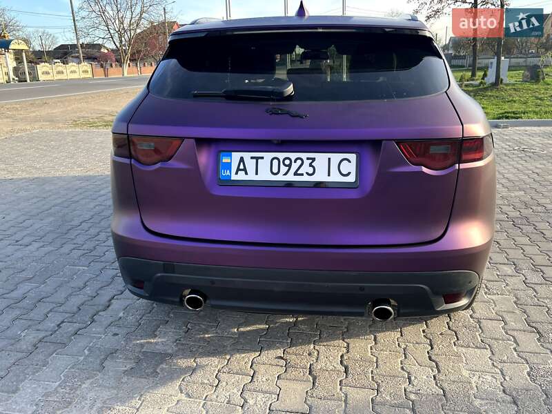 Внедорожник / Кроссовер Jaguar F-Pace 2016 в Ивано-Франковске