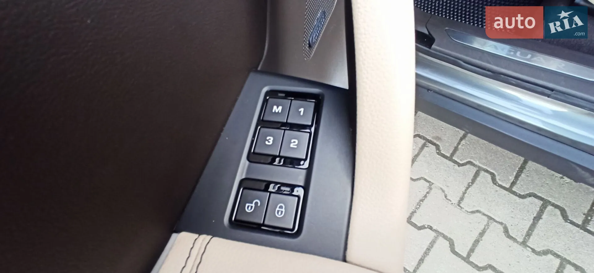 2016 Jaguar F-Pace - мініатюра 23