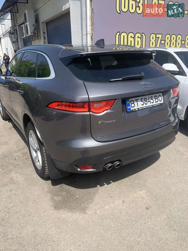 Внедорожник / Кроссовер Jaguar F-Pace 2016 в Киеве