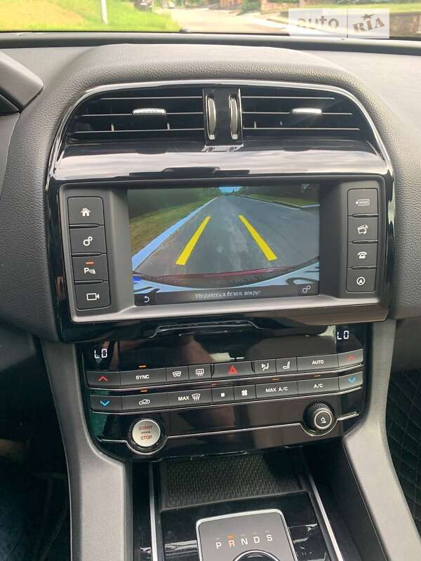 Позашляховик / Кросовер Jaguar F-Pace 2017 в Києві