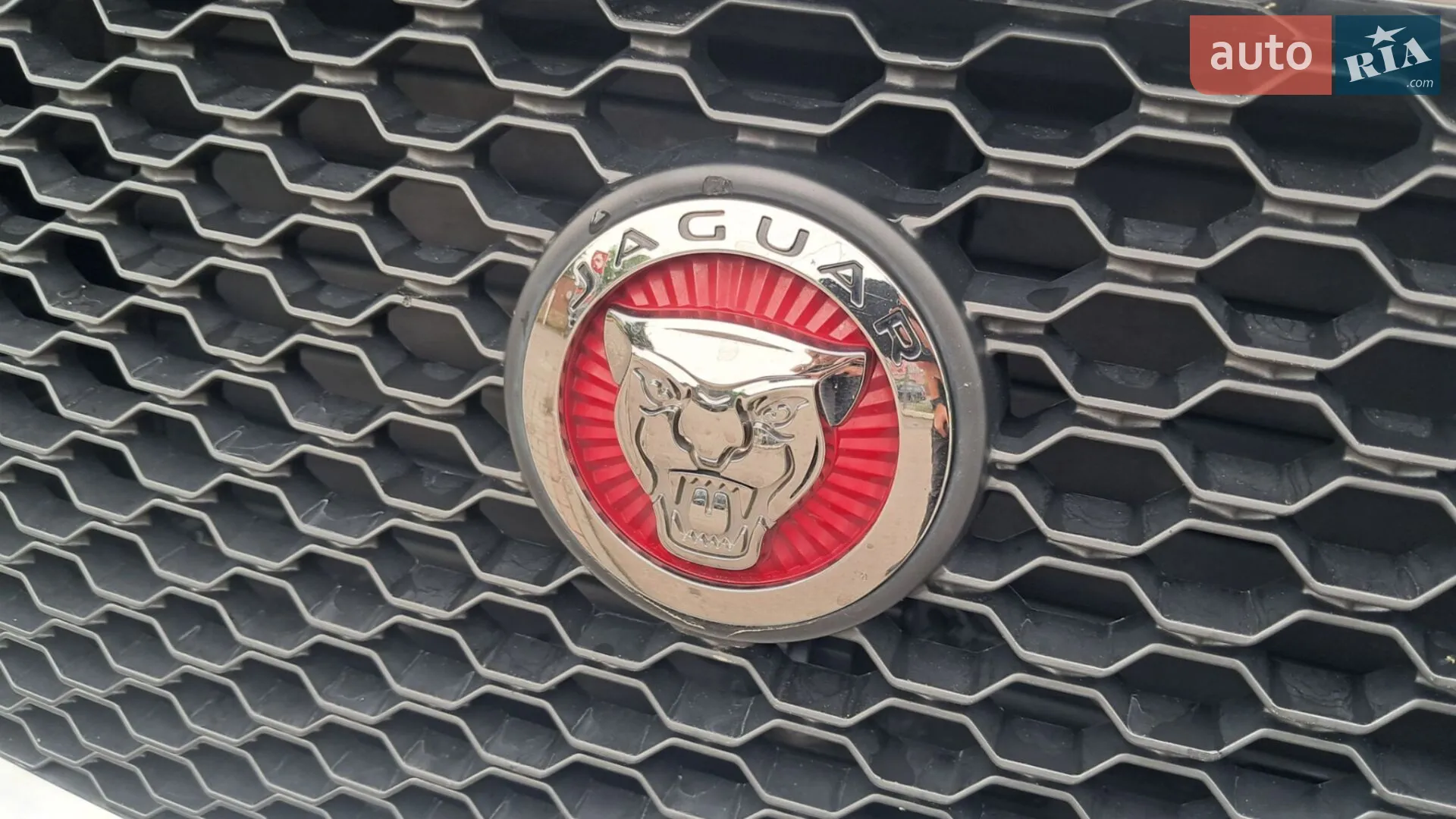 2018 Jaguar F-Pace - мініатюра 14