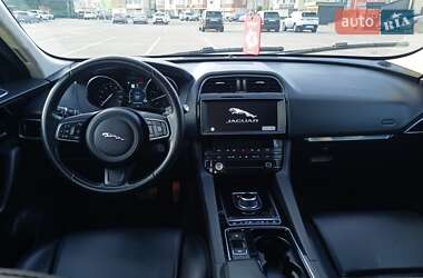 Позашляховик / Кросовер Jaguar F-Pace 2020 в Києві