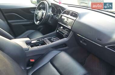 Позашляховик / Кросовер Jaguar F-Pace 2020 в Києві