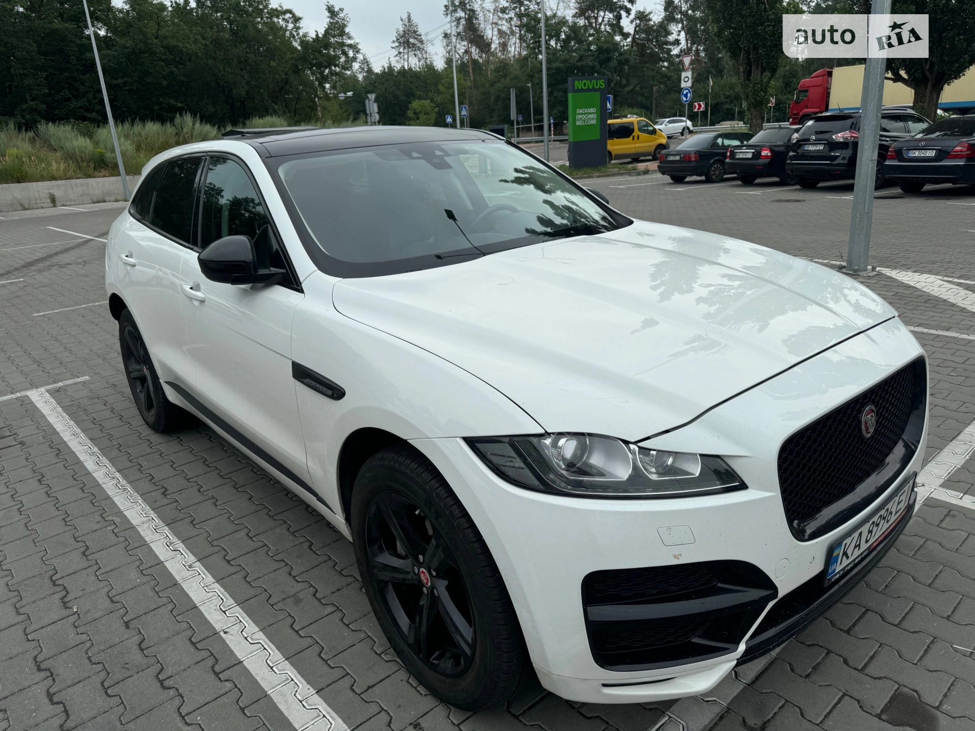 2019 Jaguar F-Pace - мініатюра 10