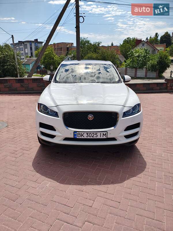 Позашляховик / Кросовер Jaguar F-Pace 2019 в Рівному