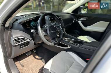 Внедорожник / Кроссовер Jaguar F-Pace 2016 в 