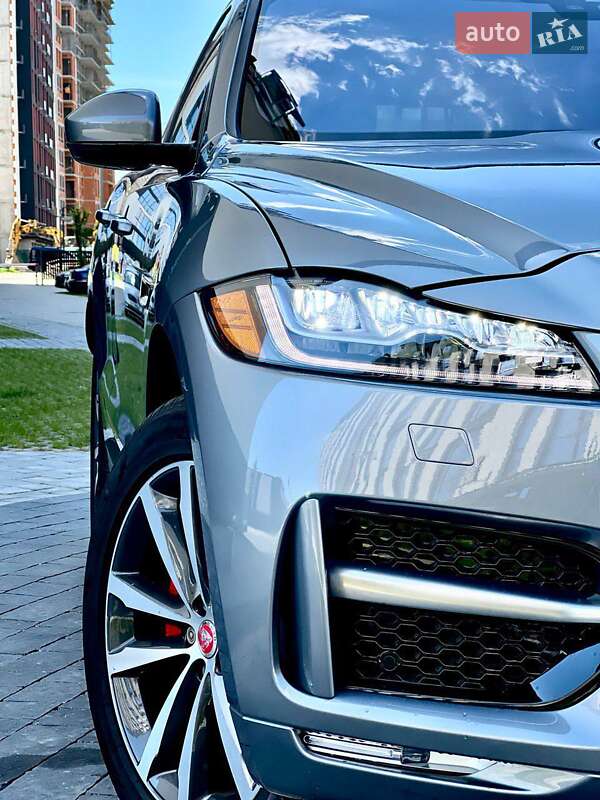 Внедорожник / Кроссовер Jaguar F-Pace 2020 в Ивано-Франковске