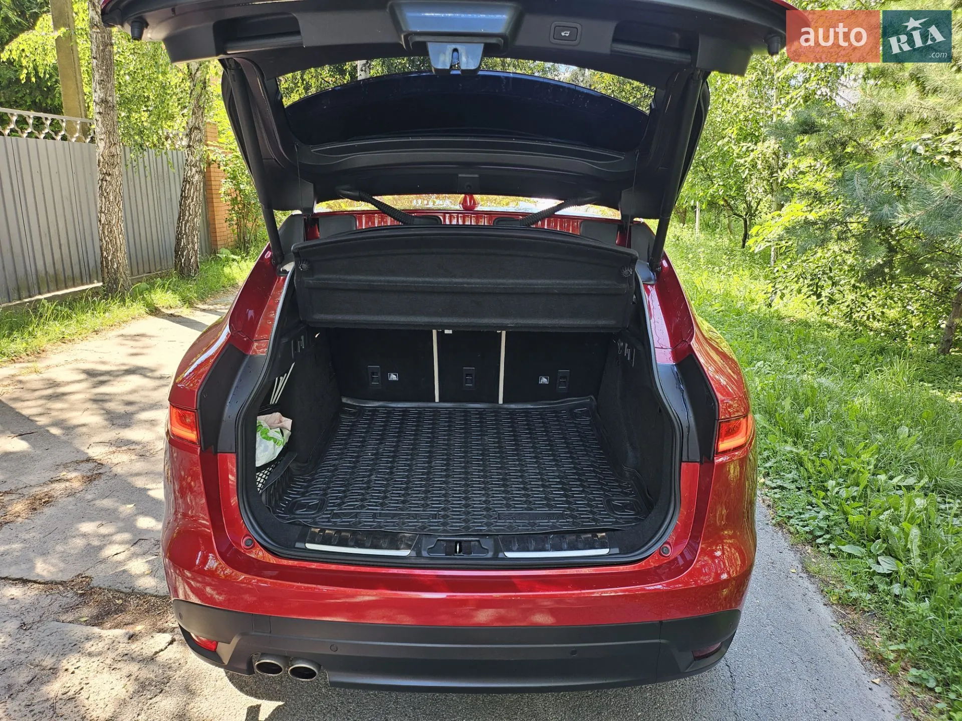 2018 Jaguar F-Pace - мініатюра 12