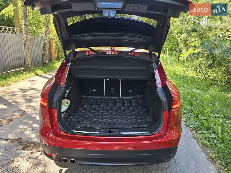 Внедорожник / Кроссовер Jaguar F-Pace 2018 в Киеве фото 12 Внедорожник / Кроссовер Jaguar F-Pace 2018 в Киеве