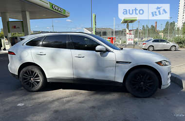 Внедорожник / Кроссовер Jaguar F-Pace 2016 в 