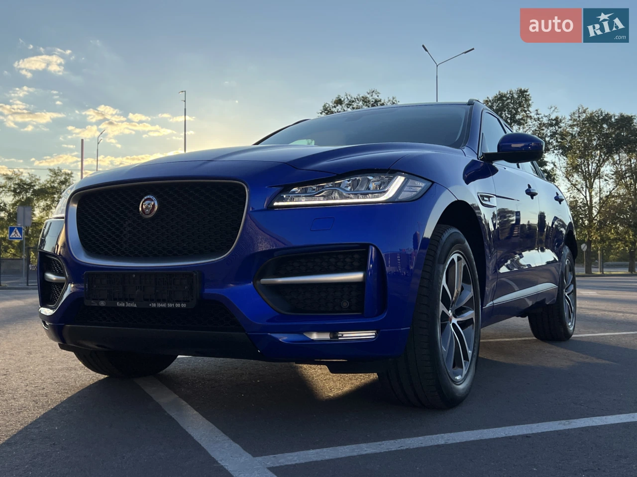 2018 Jaguar F-Pace - мініатюра 109