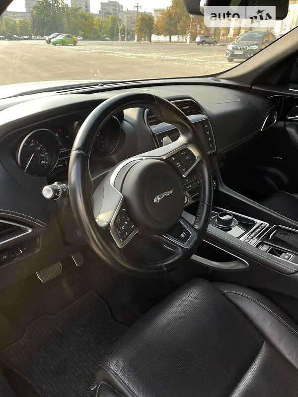 Позашляховик / Кросовер Jaguar F-Pace 2018 в Харкові