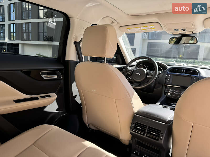 Внедорожник / Кроссовер Jaguar F-Pace 2016 в Львове