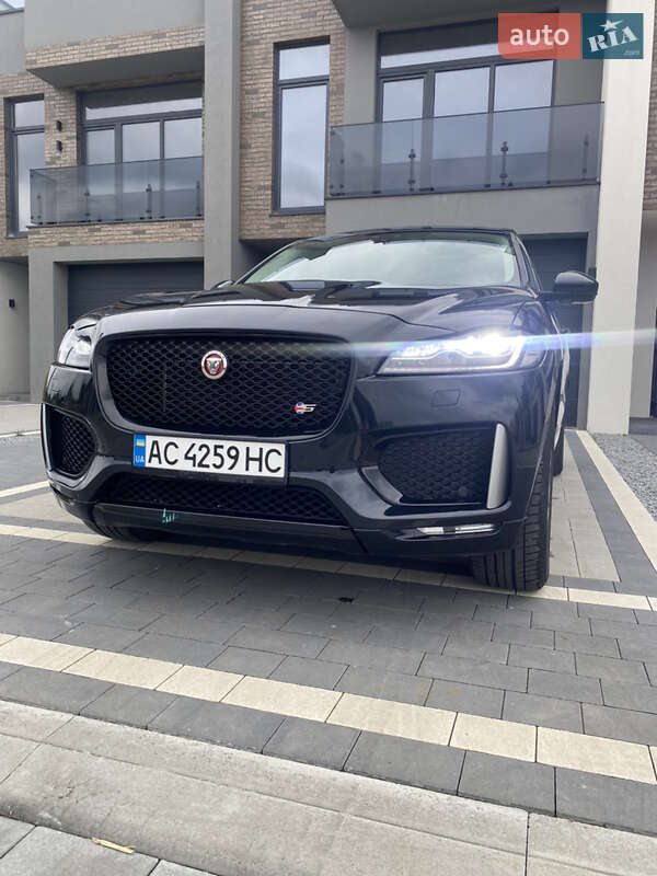 Позашляховик / Кросовер Jaguar F-Pace 2019 в Києві