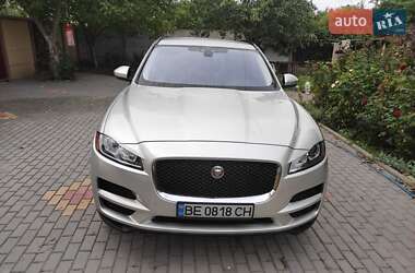 Позашляховик / Кросовер Jaguar F-Pace 2016 в 