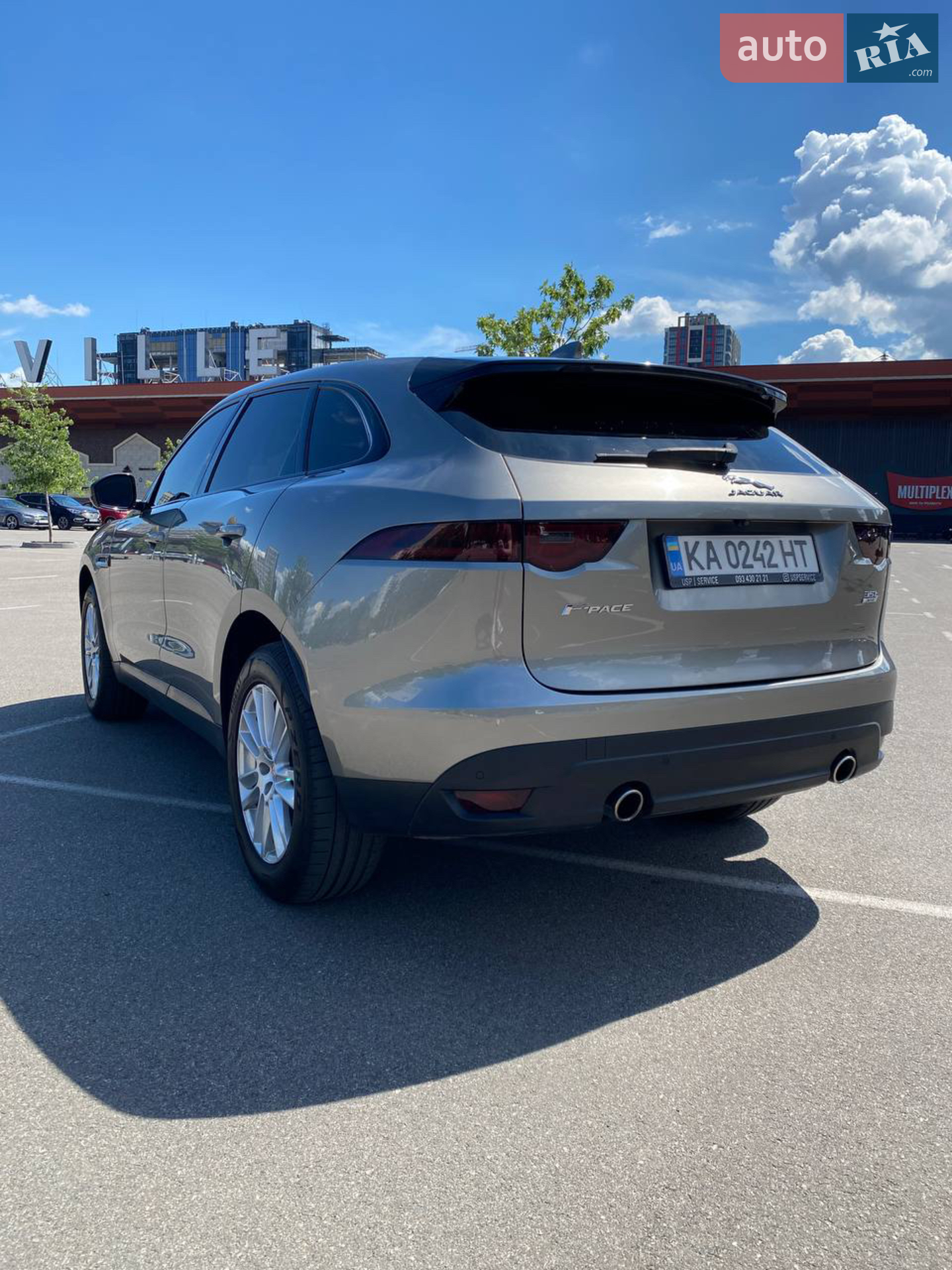2017 Jaguar F-Pace - мініатюра 11