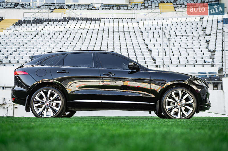 Позашляховик / Кросовер Jaguar F-Pace 2016 в Одесі