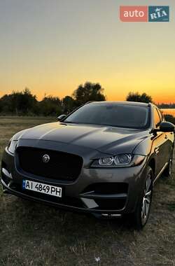 Позашляховик / Кросовер Jaguar F-Pace 2016 в 