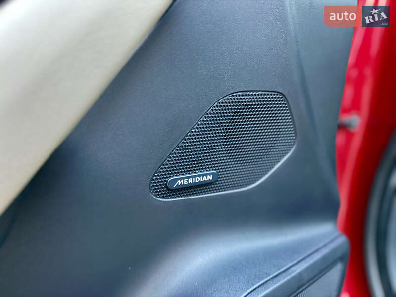 Позашляховик / Кросовер Jaguar F-Pace 2016 в Львові