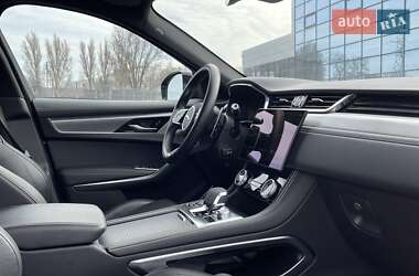 Внедорожник / Кроссовер Jaguar F-Pace 2021 в 