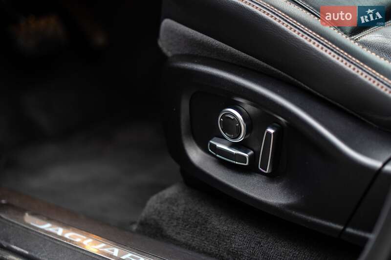 Позашляховик / Кросовер Jaguar F-Pace 2019 в Ужгороді фото 15 Позашляховик / Кросовер Jaguar F-Pace 2019 в Ужгороді