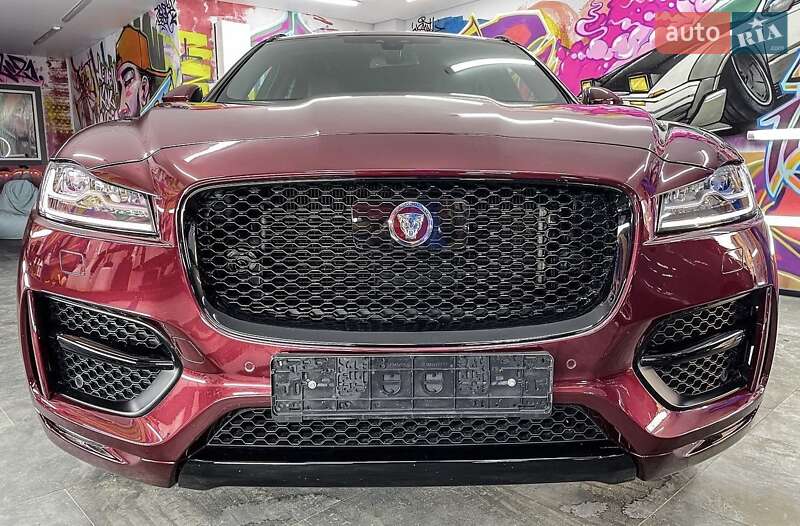 Внедорожник / Кроссовер Jaguar F-Pace 2016 в Киеве