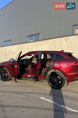 Внедорожник / Кроссовер Jaguar F-Pace 2016 в 