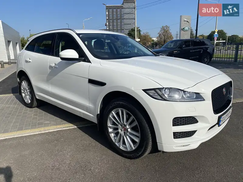 Jaguar F-Pace