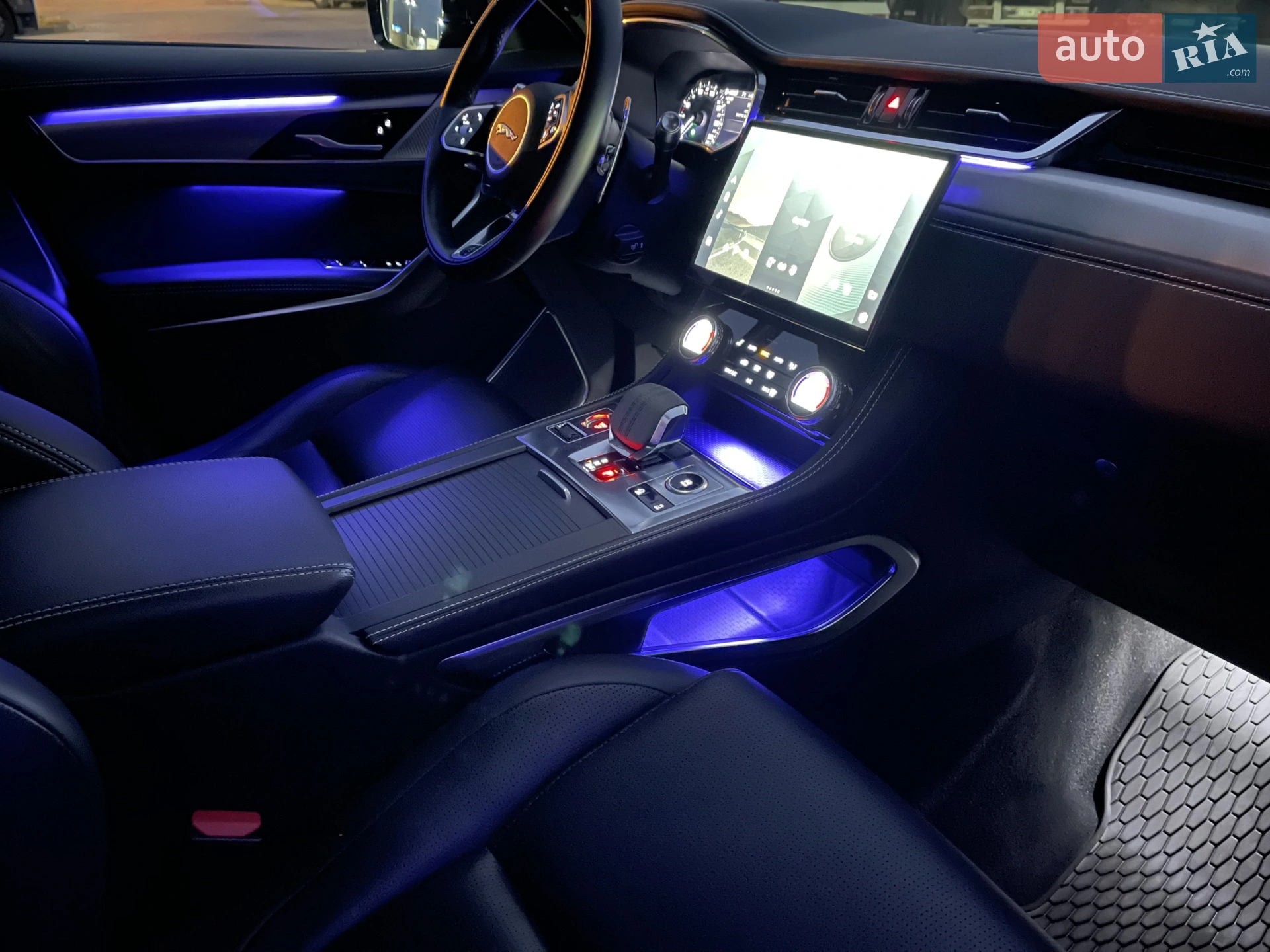 2021 Jaguar F-Pace - мініатюра 8