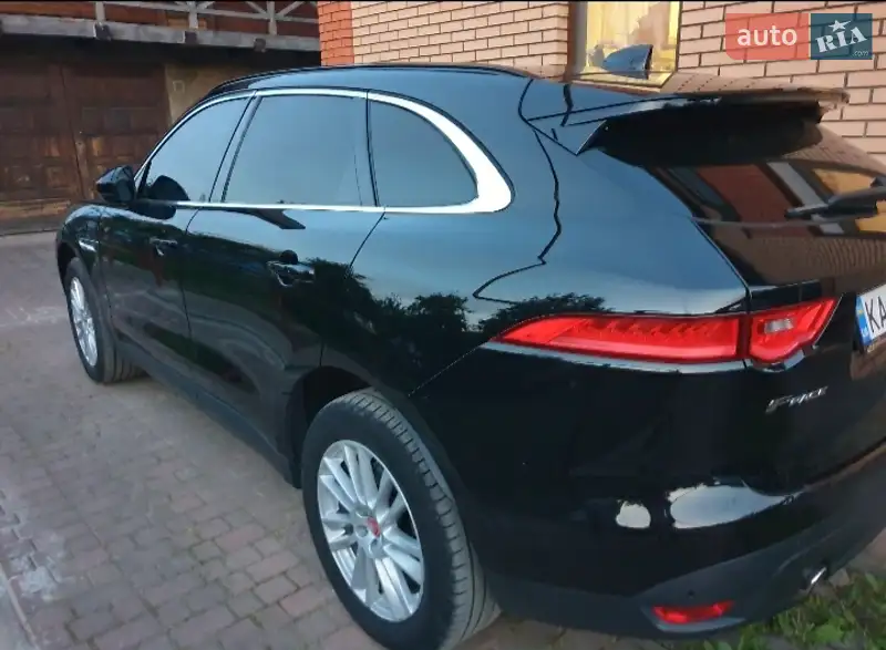 Jaguar F-Pace 2017