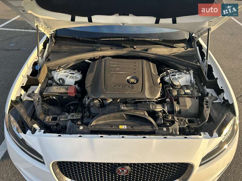 Позашляховик / Кросовер Jaguar F-Pace 2018 в Києві