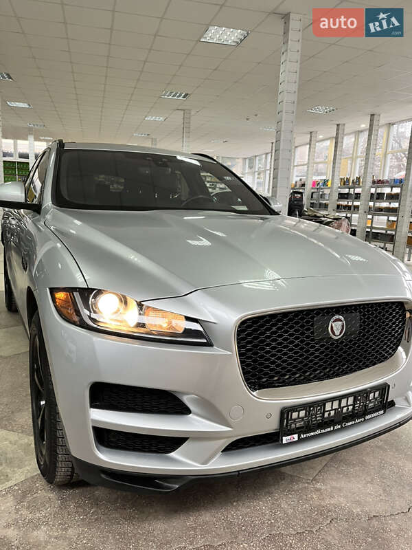Позашляховик / Кросовер Jaguar F-Pace 2019 в Тернополі