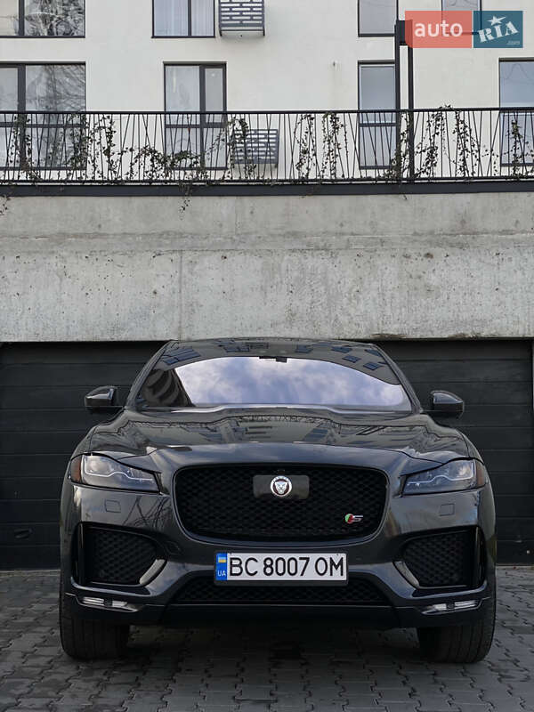 Jaguar F-Pace 2018