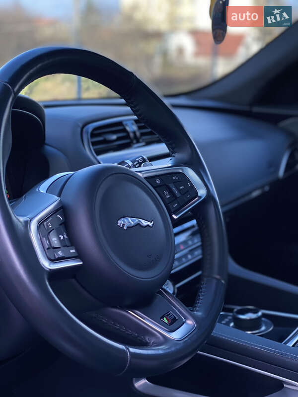Внедорожник / Кроссовер Jaguar F-Pace 2018 в Львове