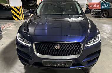 Внедорожник / Кроссовер Jaguar F-Pace 2017 в 