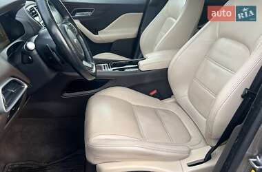 Позашляховик / Кросовер Jaguar F-Pace 2016 в 