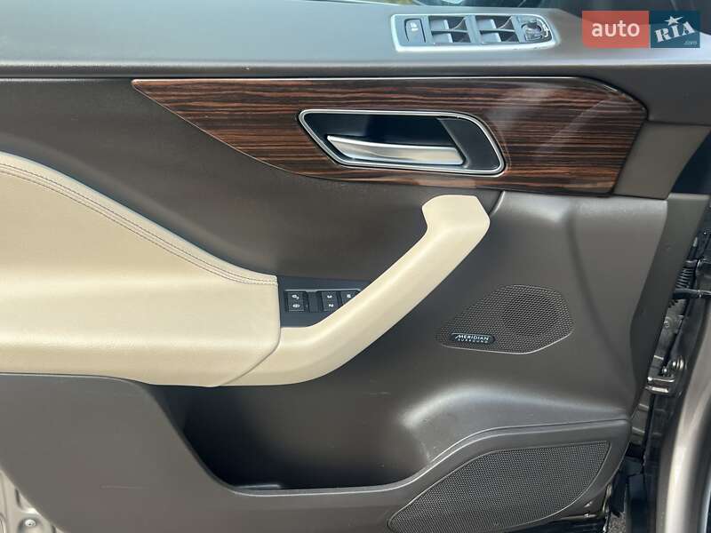 Внедорожник / Кроссовер Jaguar F-Pace 2016 в Киеве фото 42 Внедорожник / Кроссовер Jaguar F-Pace 2016 в Киеве