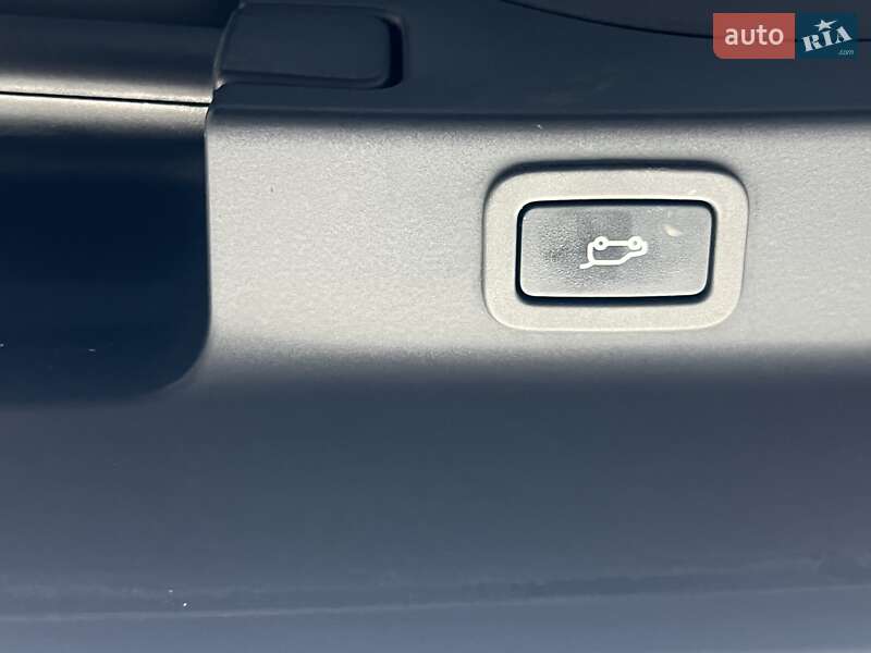 Внедорожник / Кроссовер Jaguar F-Pace 2016 в Киеве фото 73 Внедорожник / Кроссовер Jaguar F-Pace 2016 в Киеве