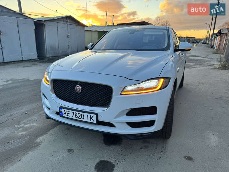 Внедорожник / Кроссовер Jaguar F-Pace 2016 в Львове