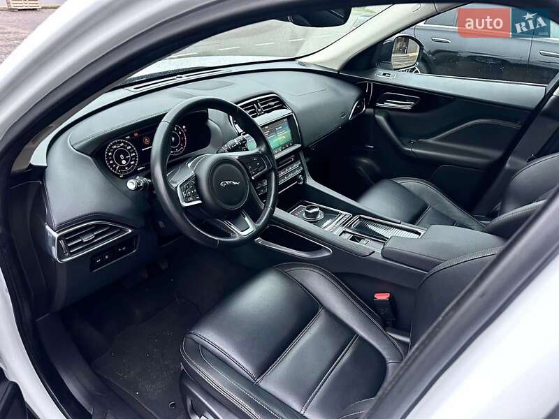 Позашляховик / Кросовер Jaguar F-Pace 2020 в Миколаєві