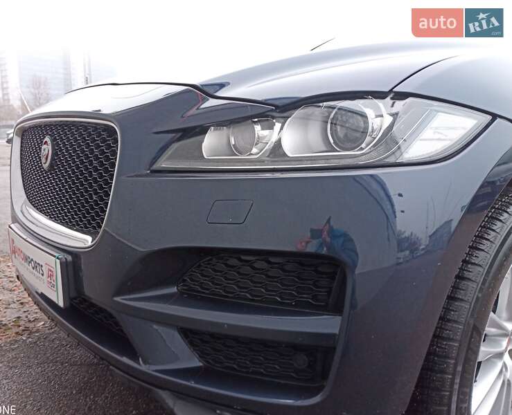 Внедорожник / Кроссовер Jaguar F-Pace 2017 в Киеве