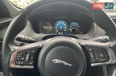Внедорожник / Кроссовер Jaguar F-Pace 2016 в 