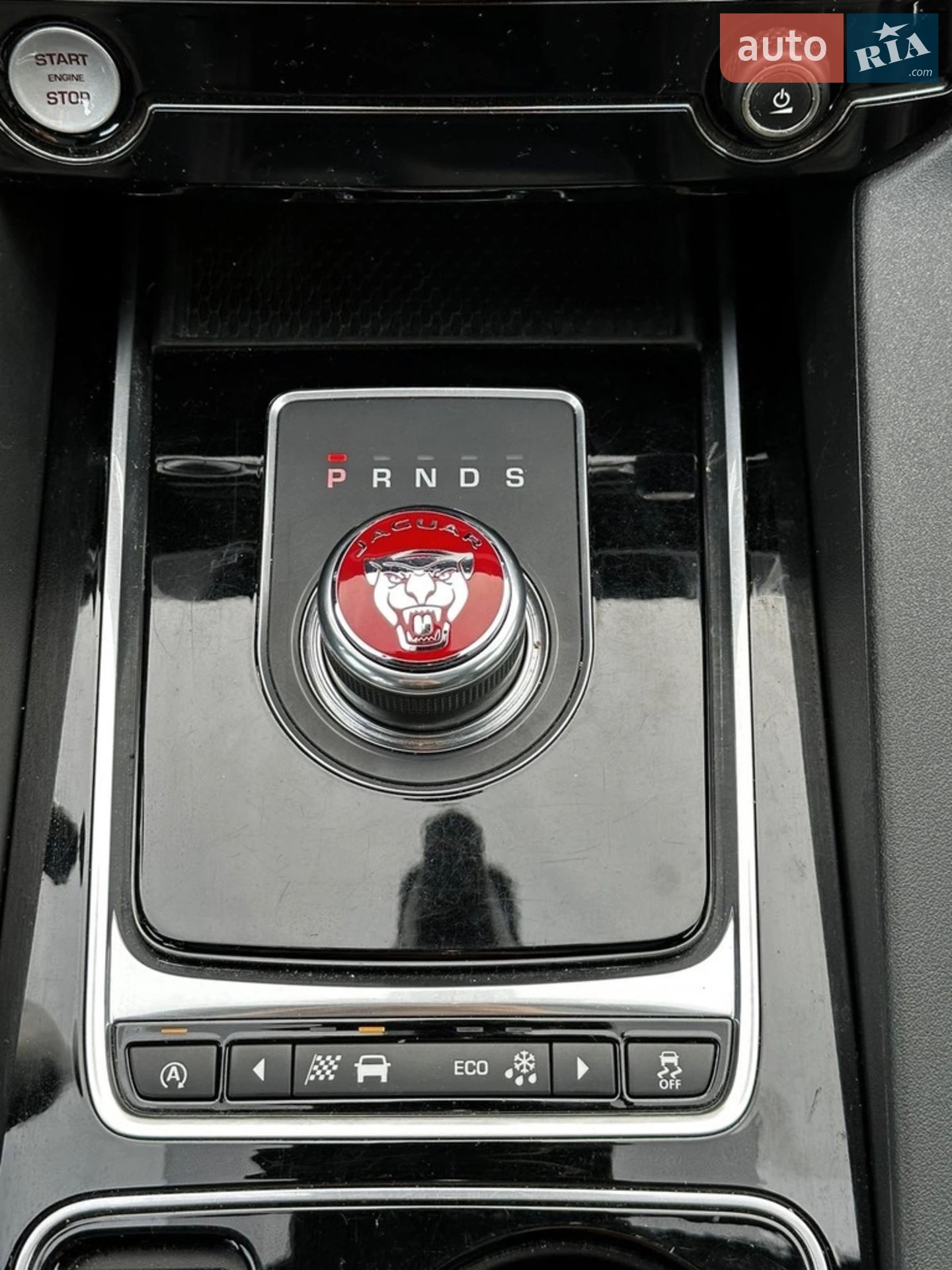 2016 Jaguar F-Pace - мініатюра 44