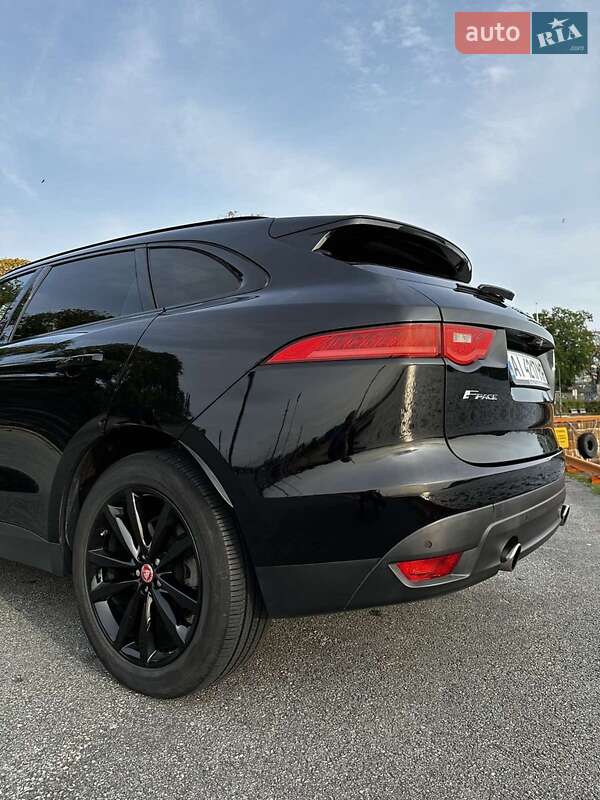Позашляховик / Кросовер Jaguar F-Pace 2016 в Києві