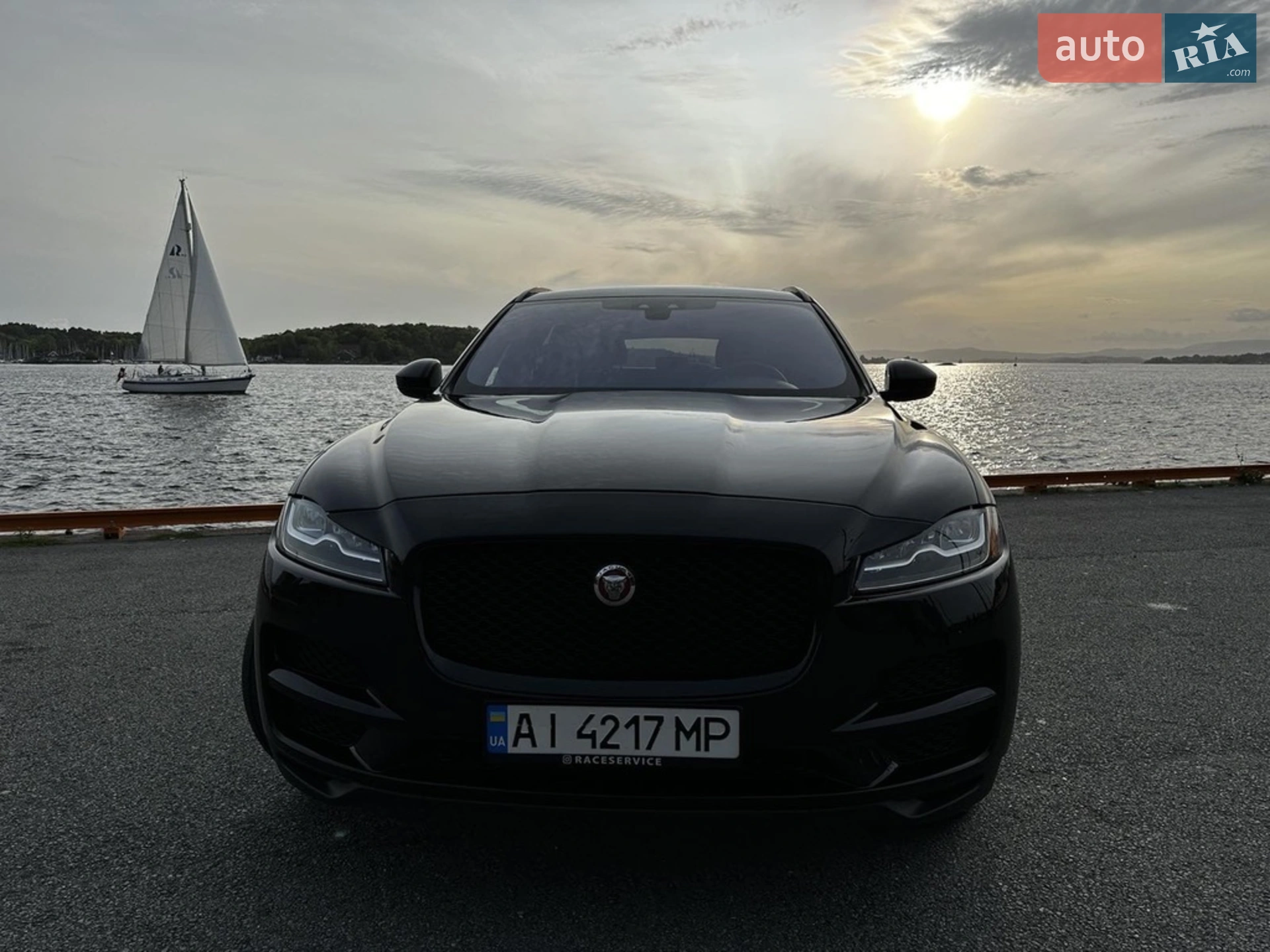 2016 Jaguar F-Pace - мініатюра 13