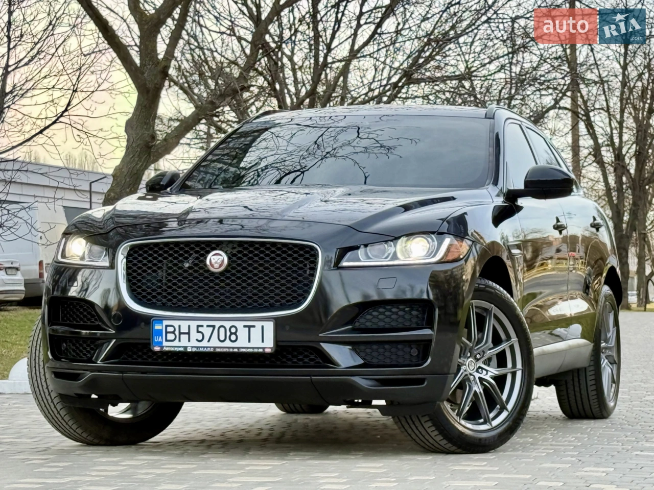 2017 Jaguar F-Pace - мініатюра 40