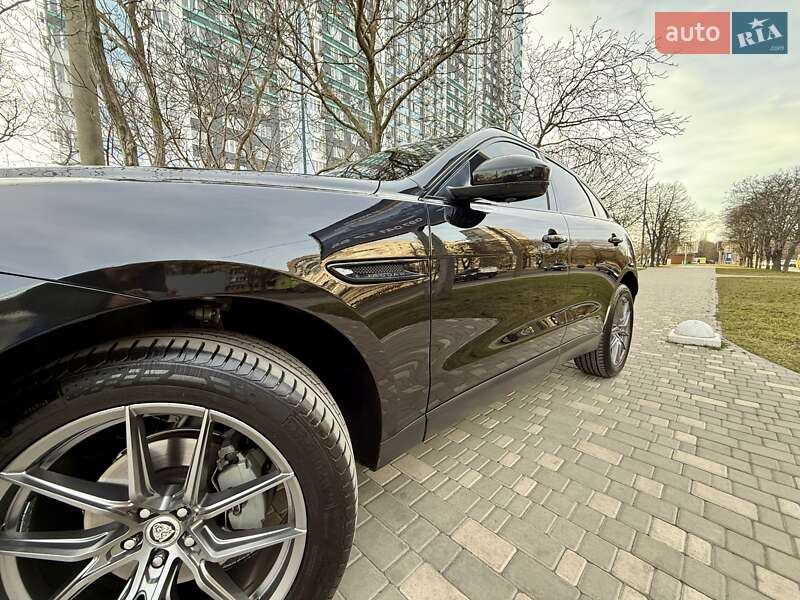 Позашляховик / Кросовер Jaguar F-Pace 2016 в Одесі фото 51 Позашляховик / Кросовер Jaguar F-Pace 2016 в Одесі