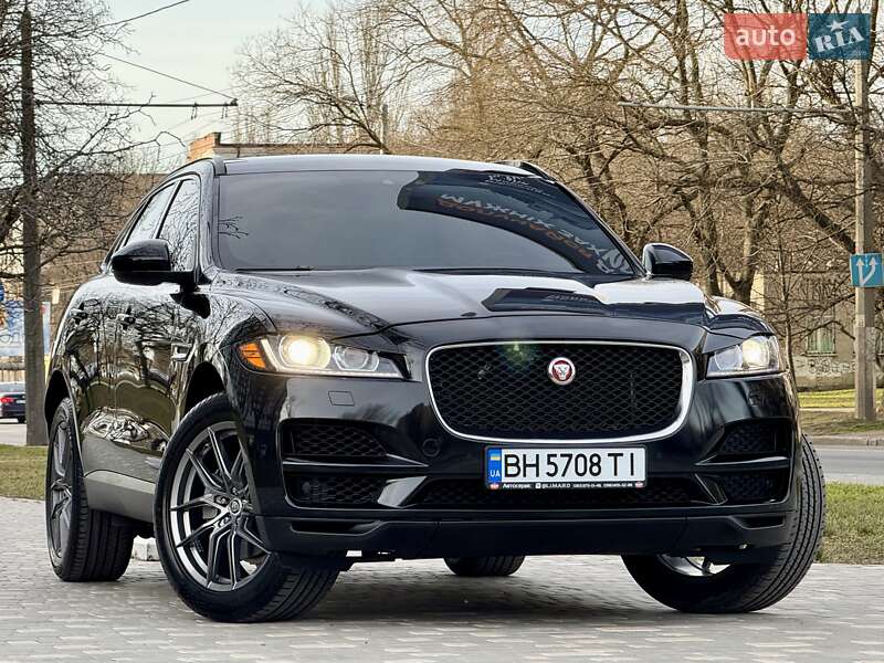 Jaguar F-Pace 2016