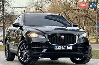 Внедорожник / Кроссовер Jaguar F-Pace 2016 в 
