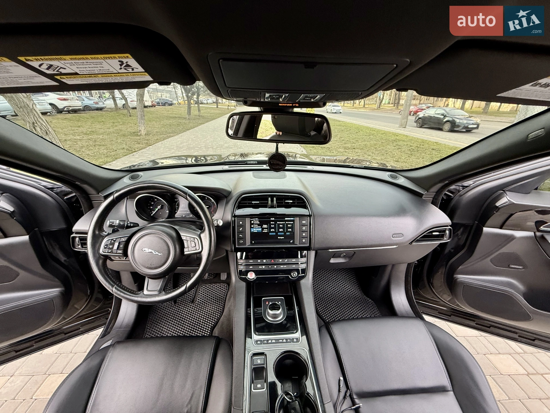 2016 Jaguar F-Pace - мініатюра 102